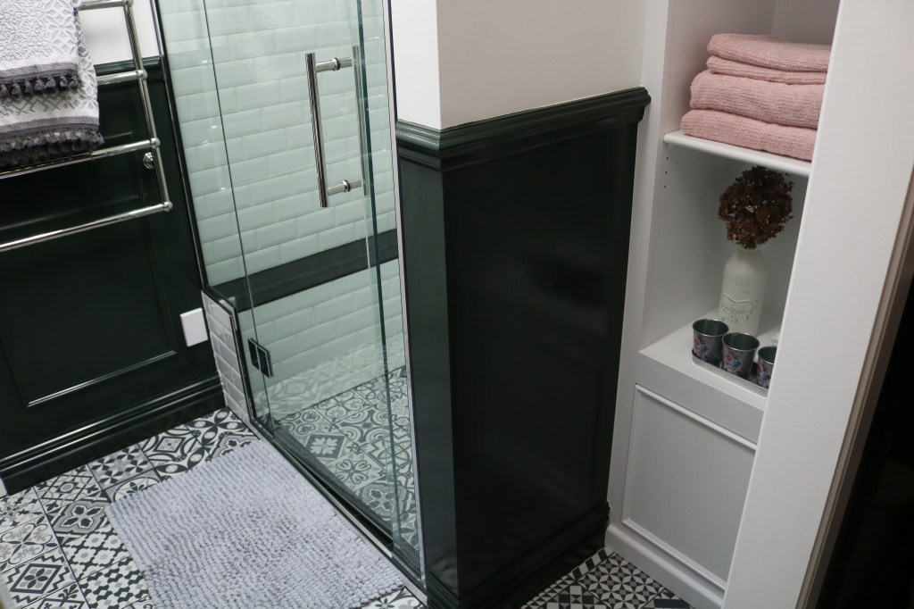 Tiled shower
New shower
Bathroom renovation